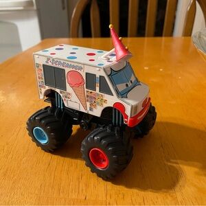 Disney Pixar Cars I-Screamer Monster Ice Cream Truck 1:55, plastic Cars Toon
